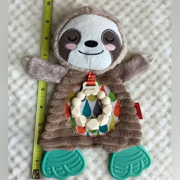 Infantino Brown and Green Sloth Stuffed Animal Crinkle Sensory Teething Toy - Picture 5 of 5